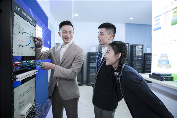 石家莊新華電腦學校